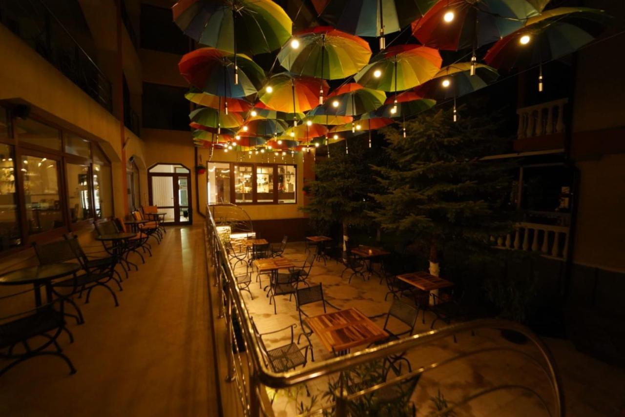 Complex Marinn Costinesti Exterior photo