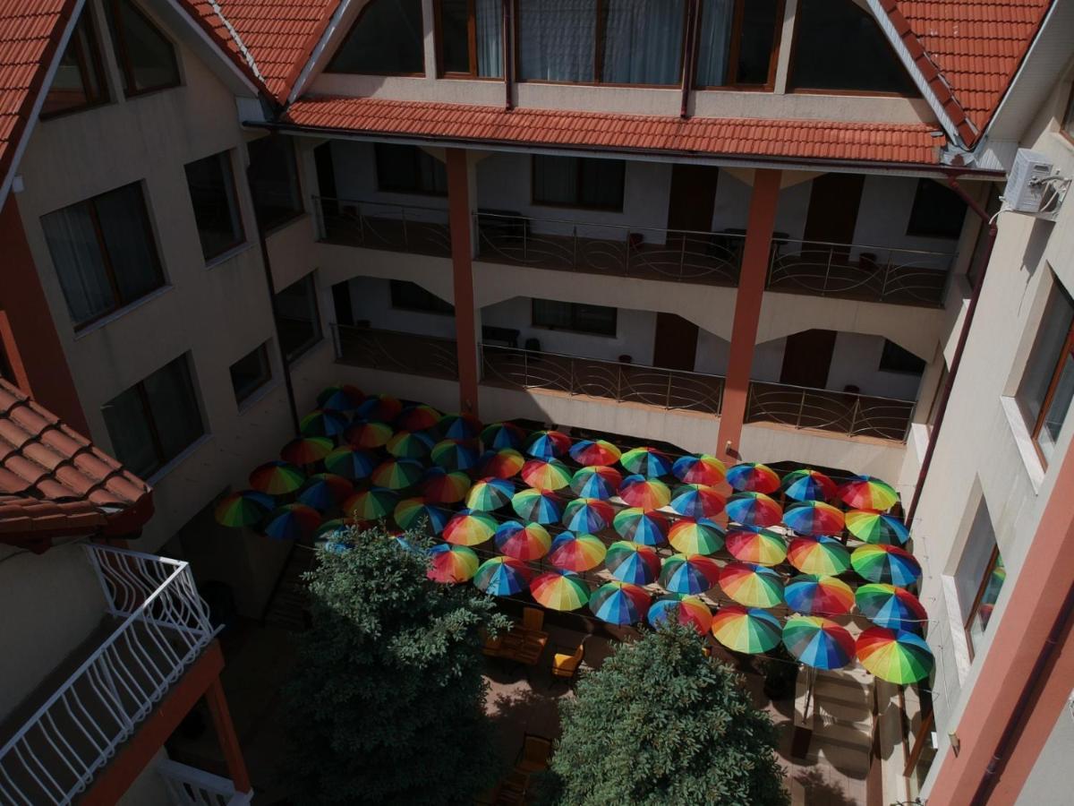 Complex Marinn Costinesti Exterior photo